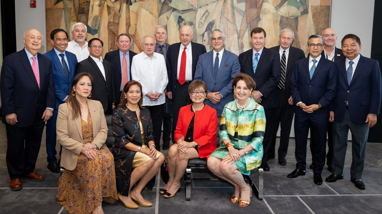 PH, US AMBASSADORS DEMONSTRATE STRONG BILATERAL TIES WITH US-PHILIPPINES SOCIETY