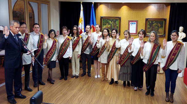 San Francisco Chapter of University of the Philippines Alumni Association welcomes new board and officers in induction rites at the Philippine Consulate