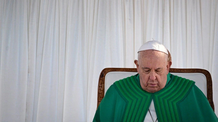 Pope's condition 'complex', hospital stay extended: Vatican