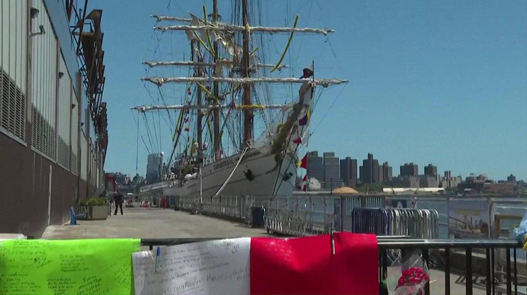 Probe of crash of Mexican tall ship into Brooklyn Bridge centers on engine