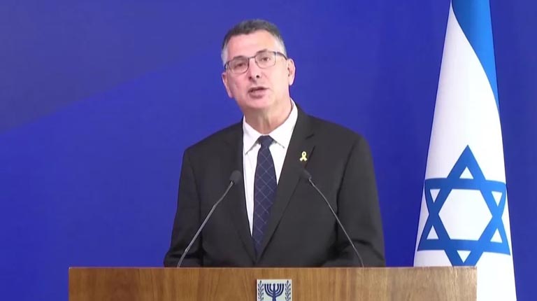 Israel eyes peace accords with Syria, Lebanon