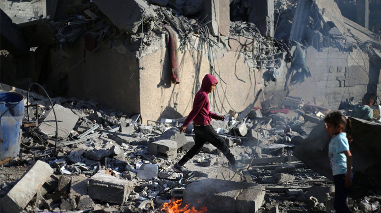 Deadlocked Gaza truce talks limp on but US hopes for deal