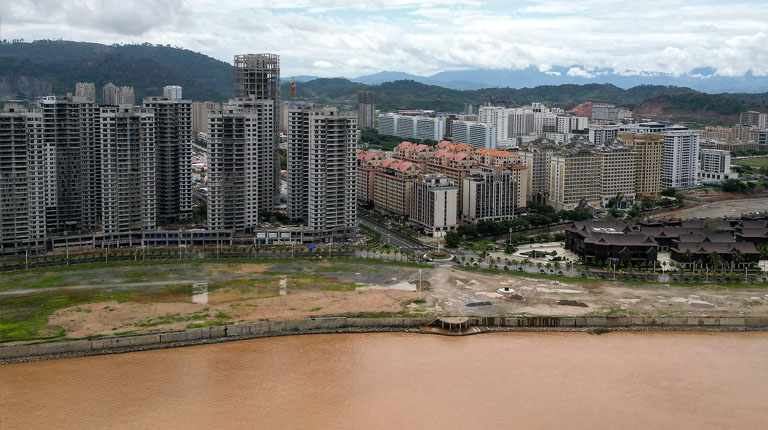 'Golden Triangle': The riverside city in Laos awash with cybercrime