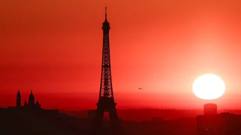 Records smashed as new heatwave bakes southwest France