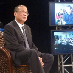 GLOBAL P-NOY TOWNHALL SA TFC. PNOY PRESIDENTIAL VISIT IN THE OFFICE REDWOOD SHORES, CA